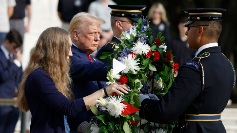 Kontroversi baru muncul terkait kunjungan Trump ke Pemakaman Nasional Arlington