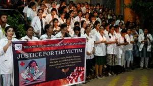 Para dokter mogok di seluruh India untuk memprotes pemerkosaan dan pembunuhan petugas medis 